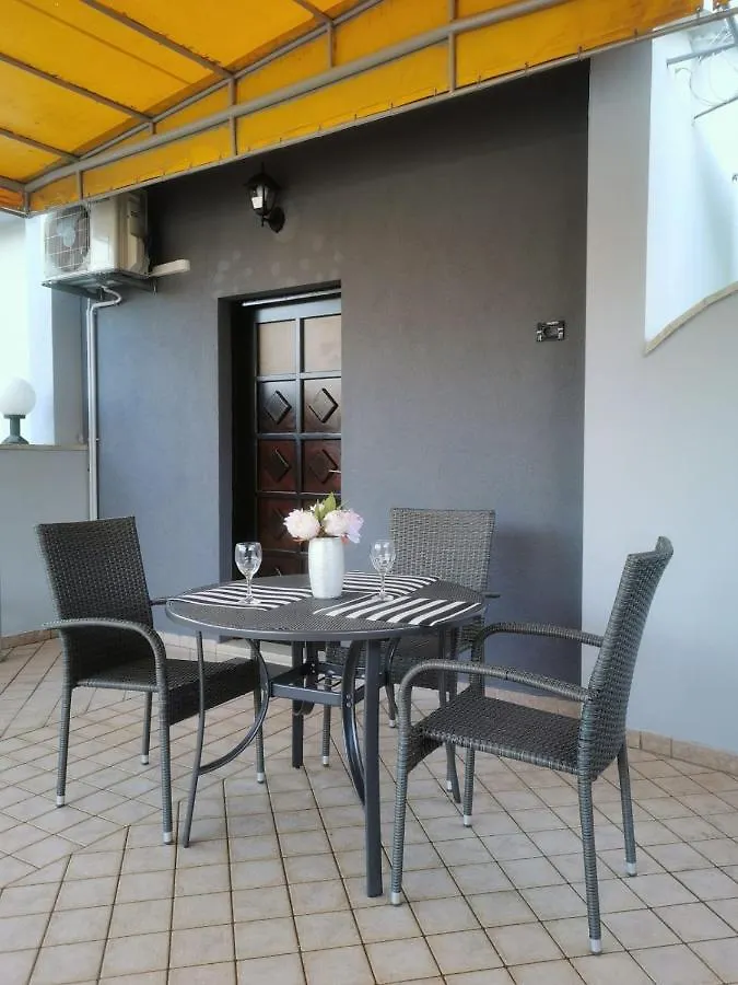 Apartments K&D Pula 0*,  Hırvatistan